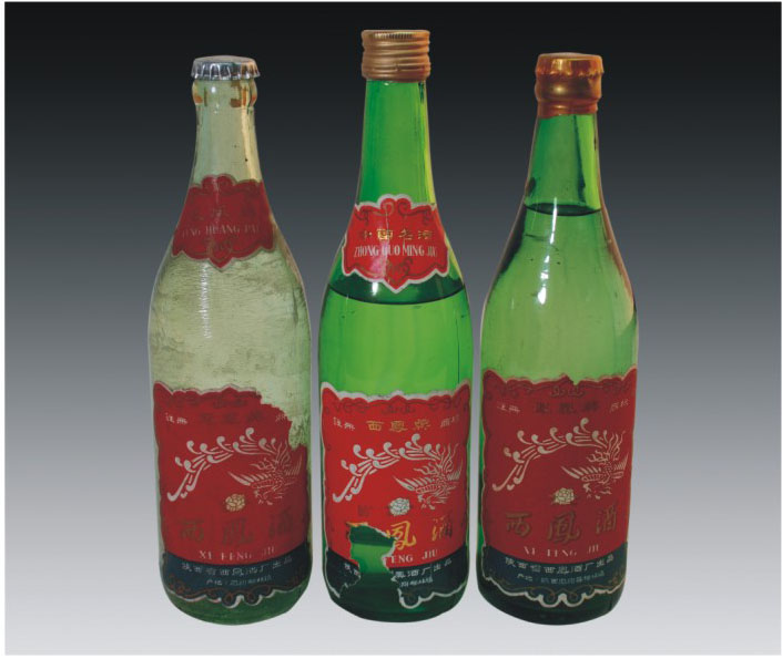 拍品编号：004 拍品名称：西凤酒